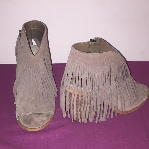 Steve Madden Booties - Picture 2 of 8